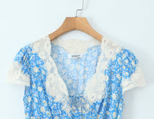 Load image into Gallery viewer, Women Elegant French Retro Elegant Cool Lace Stitching Dress