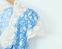 Load image into Gallery viewer, Women Elegant French Retro Elegant Cool Lace Stitching Dress