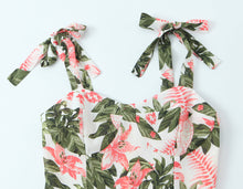 Load image into Gallery viewer, French Floral Printed Sexy Slim Fit Slimming Lace up Bow Suspenders Mid Length Dress