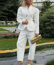 Load image into Gallery viewer, Winter Fashionable Simple Slim Fit Blazer Casual Trousers Suit