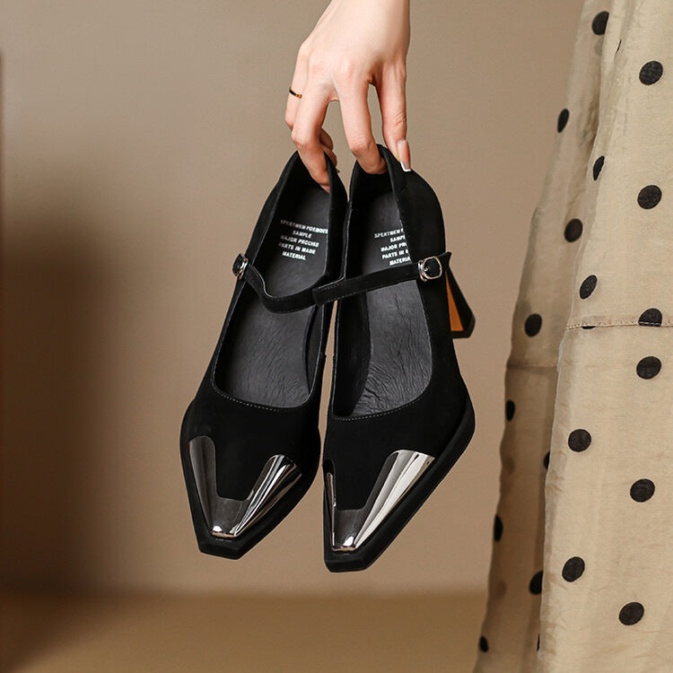 Women's Retro Square Toe Mary Jane Heels with Buckle Strap - Chunky High Heel Pumps