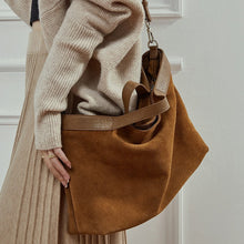 Load image into Gallery viewer, High-Capacity Genuine Leather Commuter Tote Bag