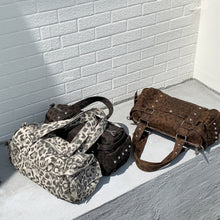 Load image into Gallery viewer, Leopard Print Plush Handbag - Retro Trendy Crossbody Bag for Women