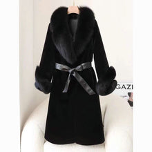 Load image into Gallery viewer, Thickened Faux Mink Coat With Large Fur Collar For Women