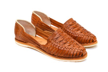 Load image into Gallery viewer, Cross Woven Huarache Walnut