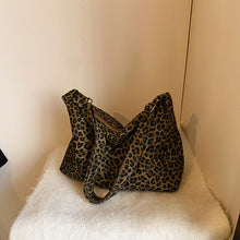 Load image into Gallery viewer, Leopard Print Crossbody Bag