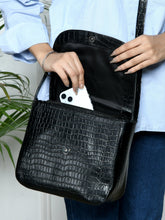 Load image into Gallery viewer, Diva Black Croco Sling Bag