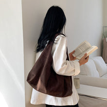 Load image into Gallery viewer, Women's Retro Suede Velvet Dumpling Shoulder Bag | Patchwork Crossbody Handbag