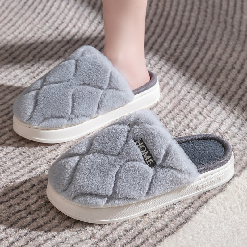 Women's Plush Slippers – Ultra-Soft Fleece Indoor House Shoes with Anti-Slip Sole