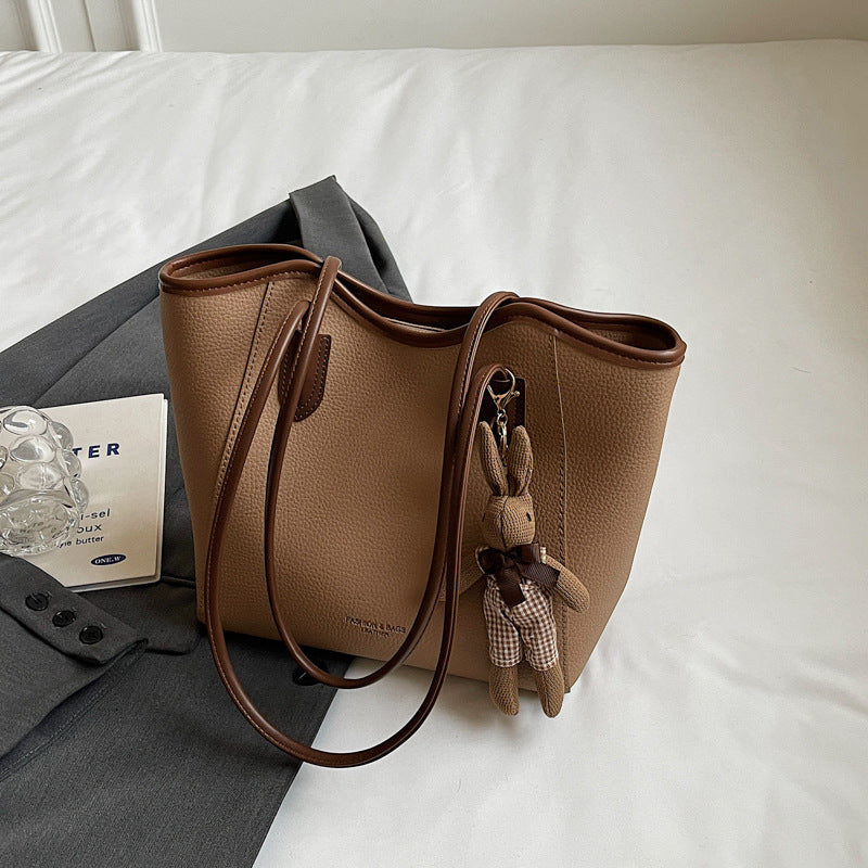 Textured Retro Minimalist Shoulder Bag