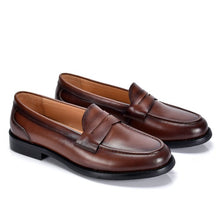 Load image into Gallery viewer, Men's British-Style Vintage Slip-On Loafers – Genuine Cowhide Leather, Round Toe, Low Wedge Heel