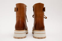 Load image into Gallery viewer, The Belgrano Tan Leather Lace-Up Ankle Women Boot With a Side Zipper