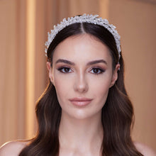 Load image into Gallery viewer, Elegant Crystal Beaded Hairband