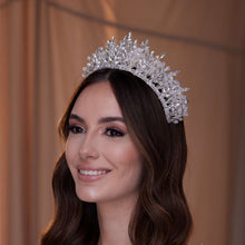 Load image into Gallery viewer, Sparkling Crystal Bead and Rhinestone Tiara