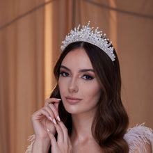 Load image into Gallery viewer, Crystal and Pearl Tiara
