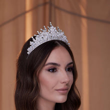 Load image into Gallery viewer, Crystal and Pearl Tiara