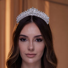 Load image into Gallery viewer, Crystal Rhinestone Wedding Tiara