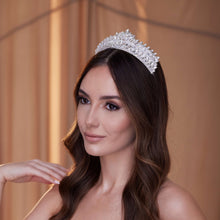 Load image into Gallery viewer, Crystal Rhinestone Wedding Tiara