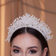 Load image into Gallery viewer, Crystal Bridal Tiara