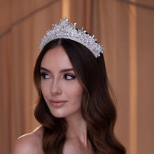 Load image into Gallery viewer, Sparkling Crystal Wedding Tiara