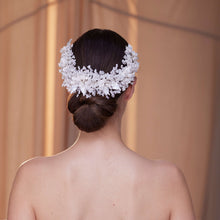 Load image into Gallery viewer, Exquisite Bridal Headpiece with Resin Flowers, Pearls, and Crystal Beads