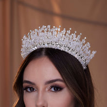 Load image into Gallery viewer, Crystal Rhinestone Bridal Tiara
