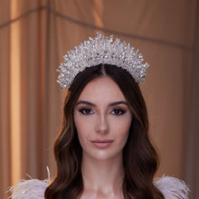 Load image into Gallery viewer, Crystal Rhinestone  Tiara