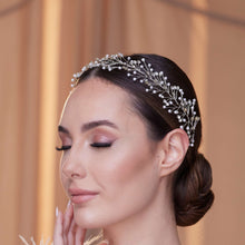 Load image into Gallery viewer, Crystal and Pearl Bridal Hairvine