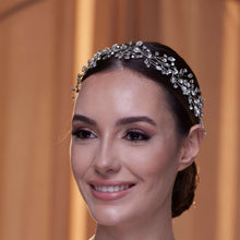 Load image into Gallery viewer, Delicate Crystal Bead and Rhinestone Hair Vine