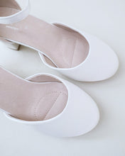 Load image into Gallery viewer, Girls Satin Block Heel