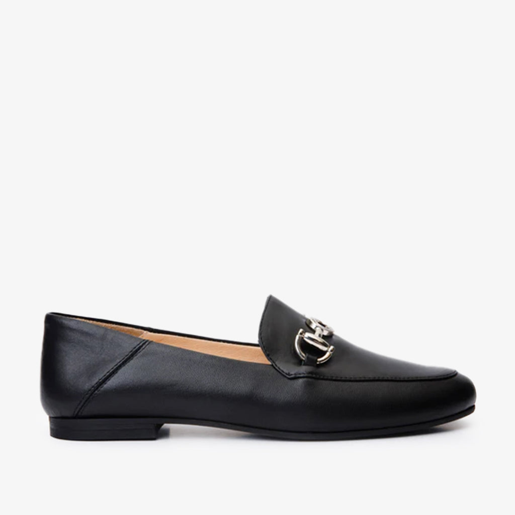 Luanda Black Leather Women Flat Shoe