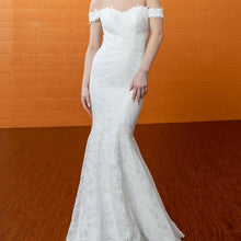 Load image into Gallery viewer, Elegant wedding dress