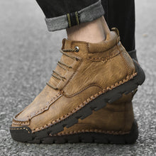 Load image into Gallery viewer, Men's Retro Casual Velvet Warm Cotton Shoes | Thick Sole Lace-Up Sneakers | Black Brown Khaki