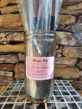 Load image into Gallery viewer, Unique Oils Luxury Incense - Chocolate Truffle (pack of 10)