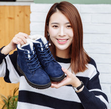 Load image into Gallery viewer, Women's Plush Snow Boots | Flat Heel Waterproof Casual Winter Boots