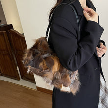 Load image into Gallery viewer, Luxury Fox Fur Plush Underarm Bag