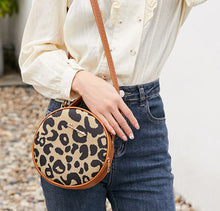 Load image into Gallery viewer, Women's Round Shoulder Bag