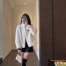 Load image into Gallery viewer, Womens Stylish Loose-fitting Fur-trimmed Collar Coat