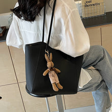 Load image into Gallery viewer, Textured Retro Minimalist Shoulder Bag