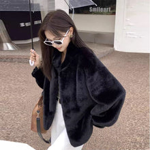 Load image into Gallery viewer, Womens Stylish Loose-fitting Fur-trimmed Collar Coat