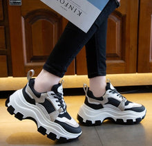 Load image into Gallery viewer, Running Casual Sneakers