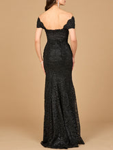 Load image into Gallery viewer, Fitted Lace Mermaid Gown