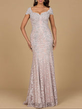 Load image into Gallery viewer, Fitted Lace Mermaid Gown