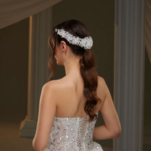 Load image into Gallery viewer, Crystal Beaded Bridal Hair Vine