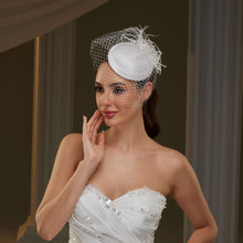 Load image into Gallery viewer, Bridal Fascinator with Blusher Veil and Feathers