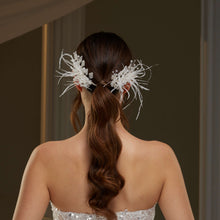 Load image into Gallery viewer, Feathered Two-Piece Hair Vine