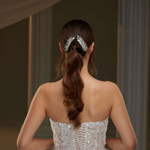Load image into Gallery viewer, Elegant Rhinestone Hair Comb