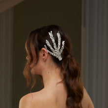 Load image into Gallery viewer, Rhinestone Hair Comb