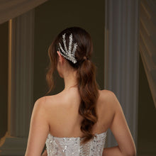 Load image into Gallery viewer, Rhinestone Hair Comb