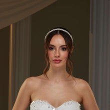 Load image into Gallery viewer, Pearl and  Crystal Halo Band